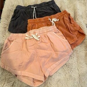 3 billabong shorts